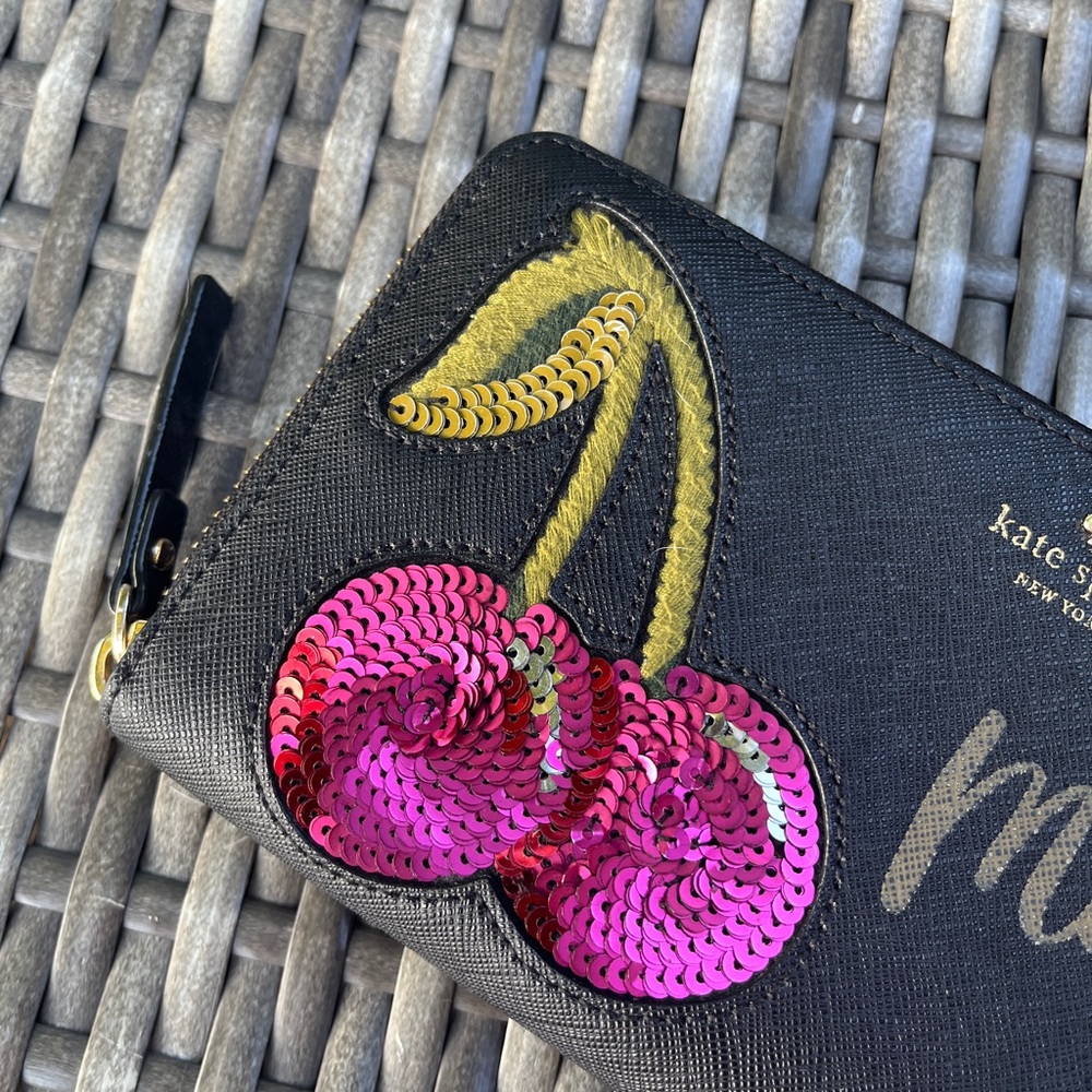 Kate Spade Ma Cherie Wallet - Picture 3 of 10